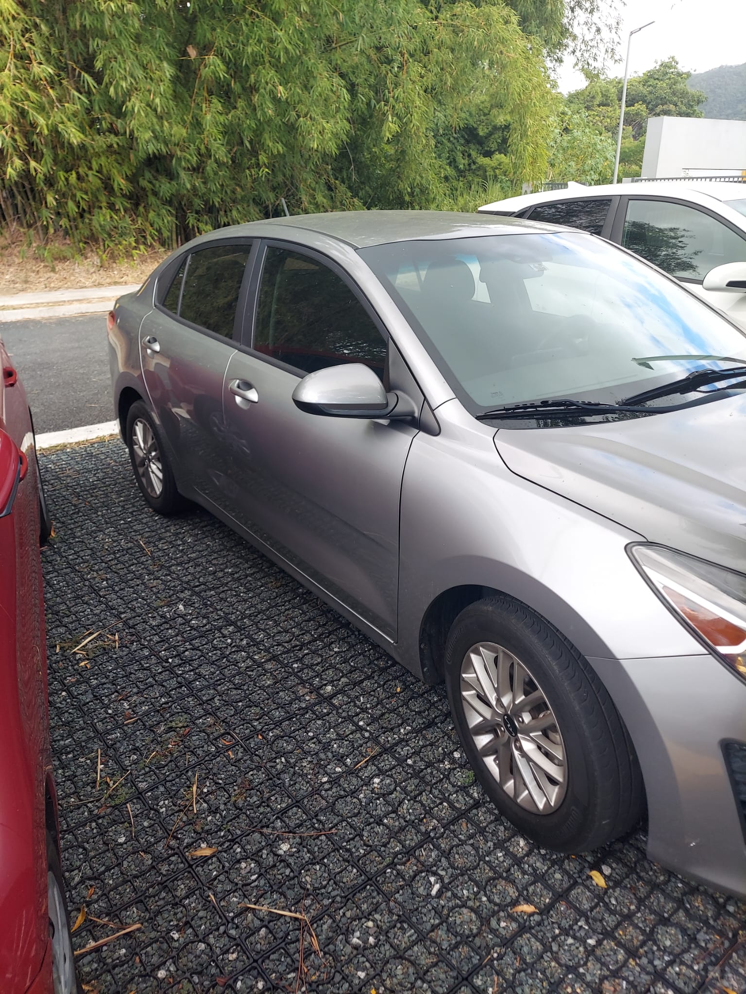 Kia	Rio S